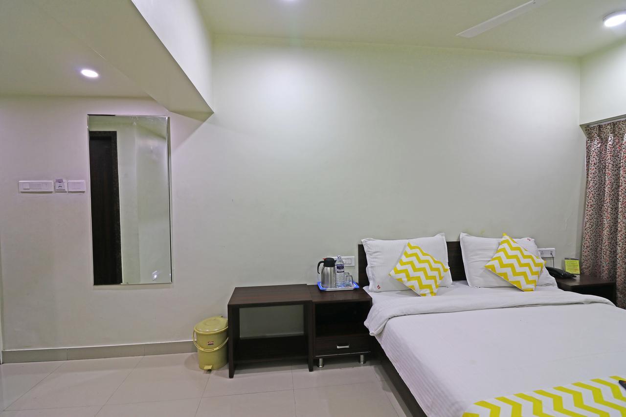 Rajdhani Pune Extérieur photo
