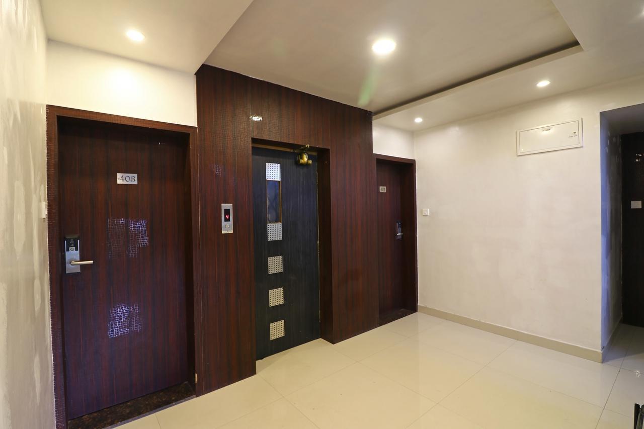 Rajdhani Pune Extérieur photo