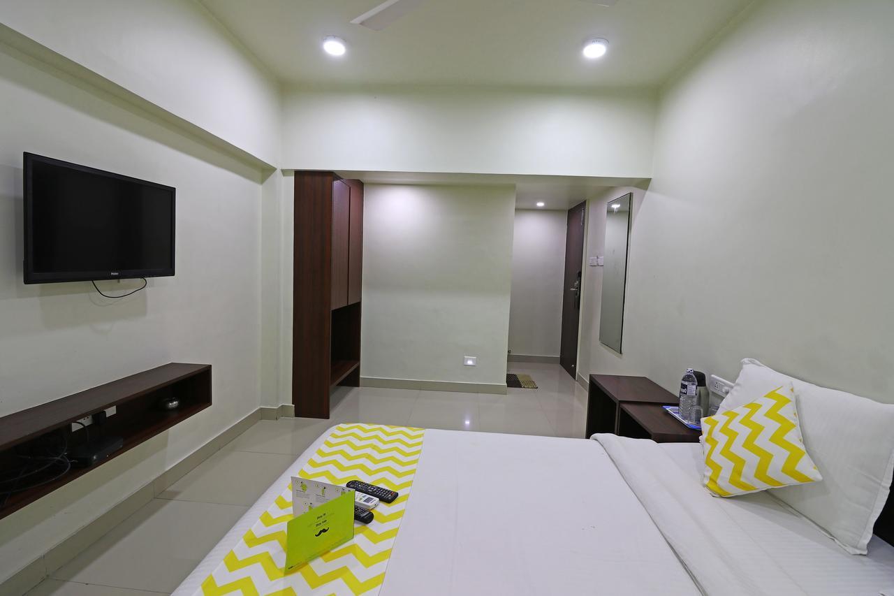 Rajdhani Pune Extérieur photo
