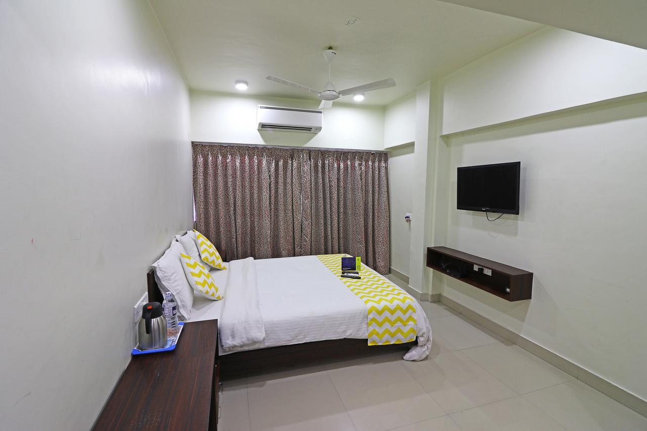 Rajdhani Pune Extérieur photo