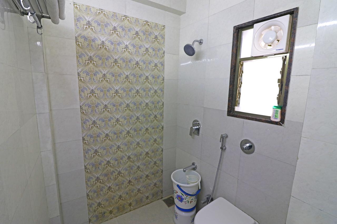 Rajdhani Pune Extérieur photo