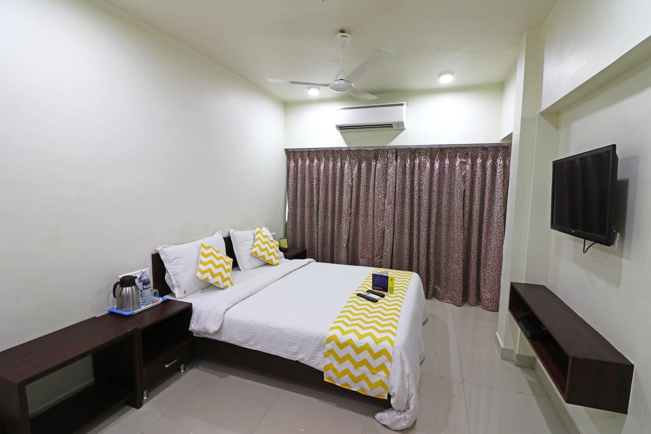 Rajdhani Pune Extérieur photo